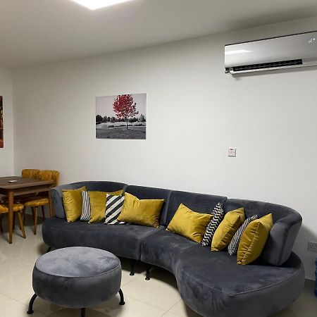 Girne Merkez Cozy 2+1 Daire Wifi +Netflix Apartment Екстериор снимка